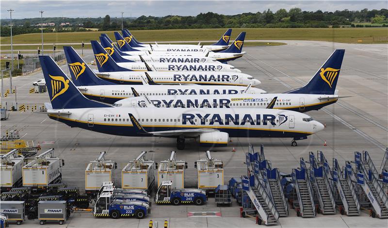 (FILE) BRITAIN ECONOMY RYANAIR CORONAVIRUS