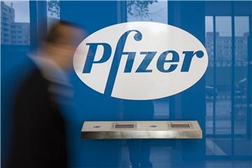 Pfizer raises 2020 outlook despite pandemic effect on Q2 results