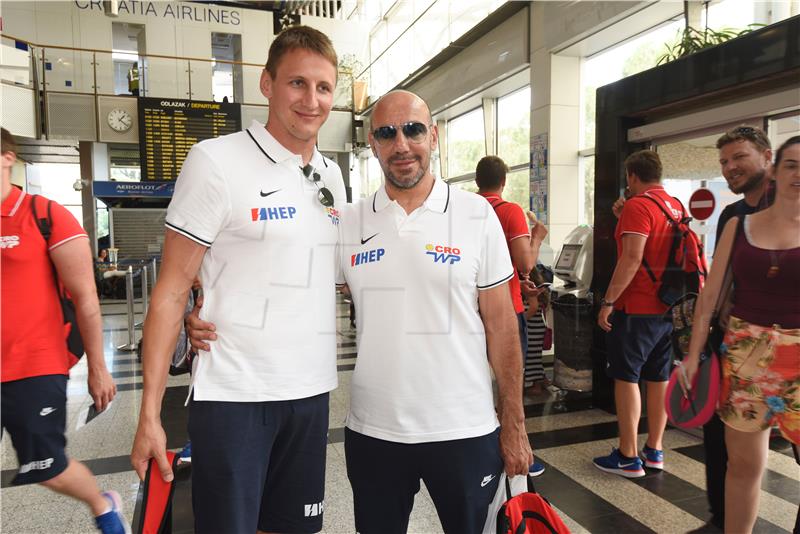 Sandro Sukno i službeno trener Primorca