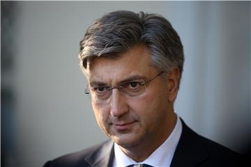 Plenković: Milanoviću je dosadno