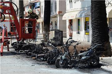 Na splitskoj rivi izgorjelo desetak motocikala, šteta velika