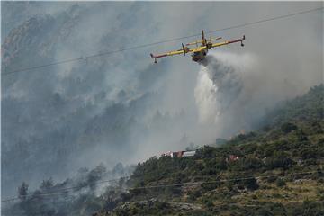 Požar u Kaštel Sučurcu