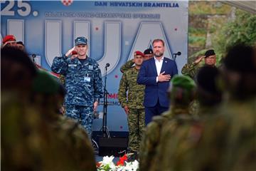 Usponom na Kninsku tvrđavu završena hodnja novih vođa Hrvatske vojske