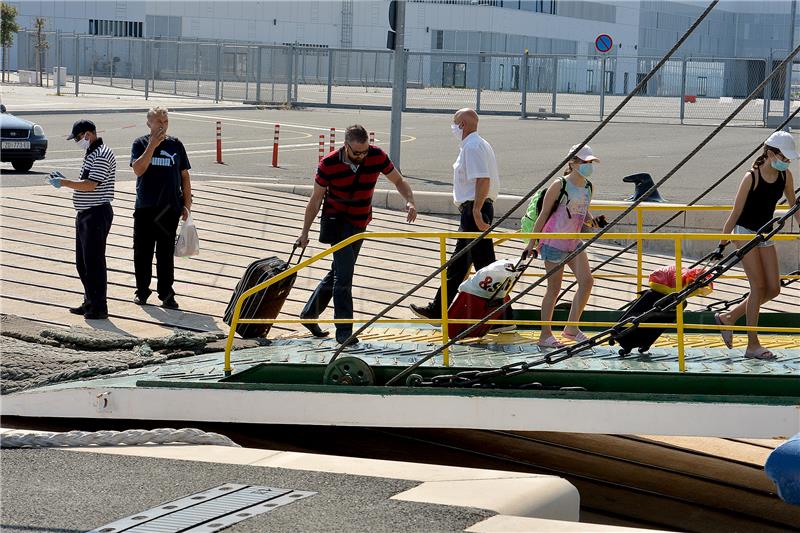 Lučka uprava Zadar: Bulj iznio niz netočnosti o infrastrukturi Luke Gaženica