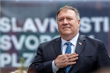 Pompeo upozorava da se ne surađuje s Kinom i Rusijom