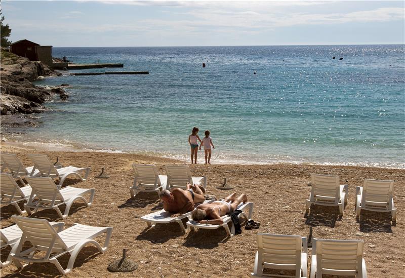 Austria expects influx of returning holidaymakers from Croatia to peak on Sunday