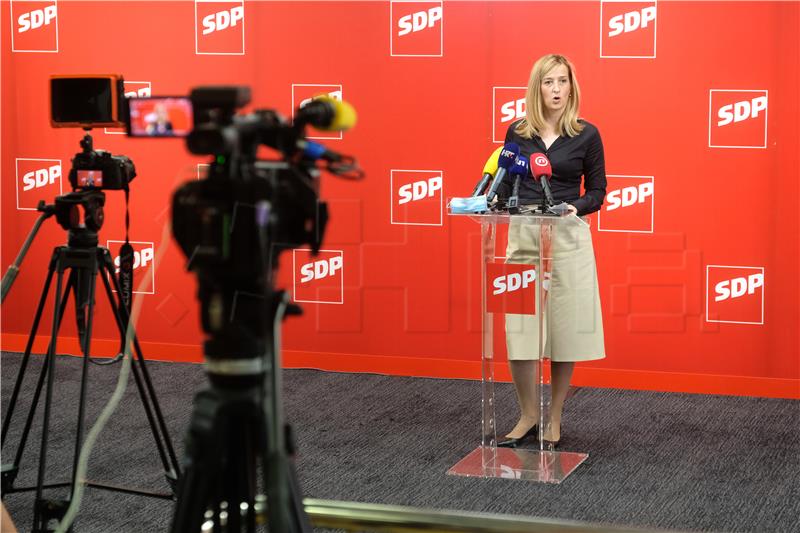 Mirela Ahmetović najavila kandidaturu za predsjednicu SDP-a