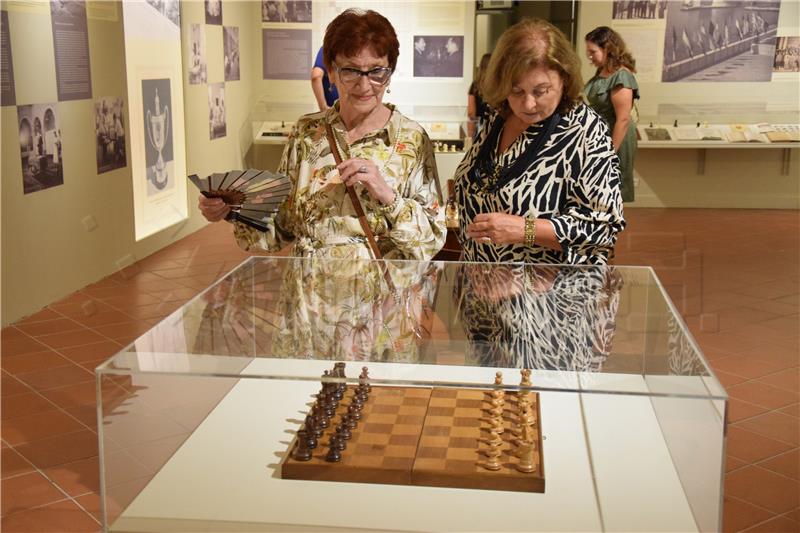 Izložba „Turnir nacija: IX. šahovska olimpijada u Dubrovniku 1950.“