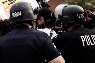 USA PRO TRUMP RALLY PROTEST