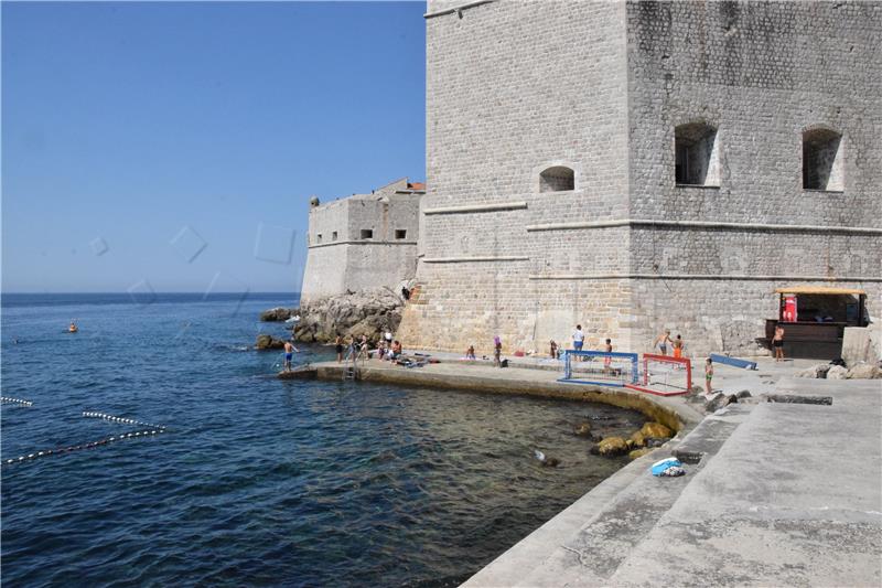 Mayor intensifies information campaign on Dubrovnik as safe city in British media