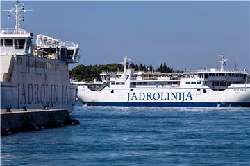 Split: Tijekom prijepodneva uspostavljena dodatna linija za otok Brač