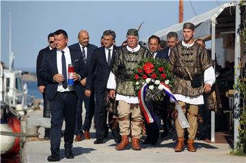 Premijer Plenković na Golom otoku