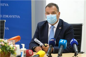 Beroš će Vladi predložiti centralno financiranje specijalizacija