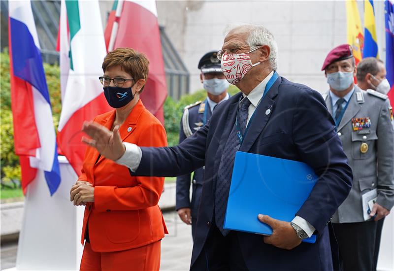 GERMANY EU DEFENCE MINISTERS MEETING