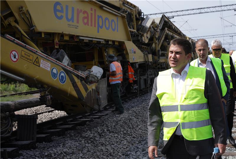 Butkovic: €1.5 bn invested in railways