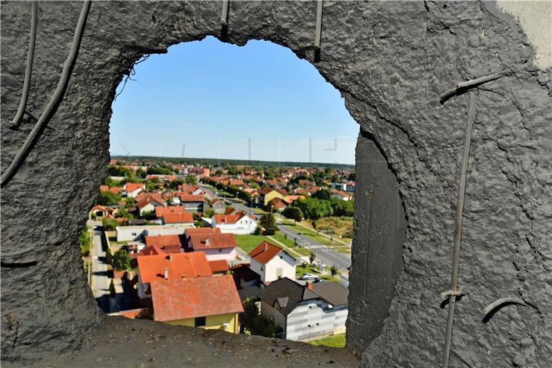 Gradonačelnik Penava obišao radove na vodotornju