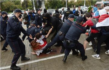 BELARUS STUDENTS PROTEST ELECTIONS