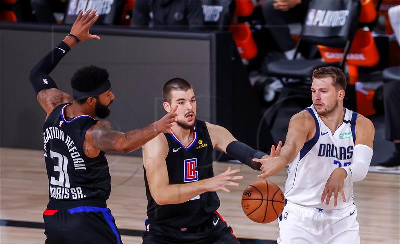 NBA kaznila Dončića i Morrisa