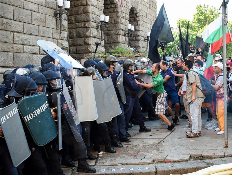 Prosvjedi protiv korupcije u Bugarskoj prerasli u nasilje