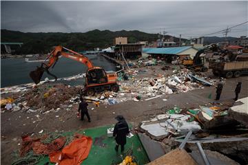 SOUTH KOREA WEATHER TYPHOON HAISHEN