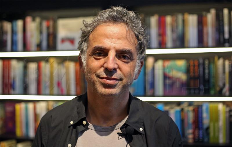 Etgar Keret gost programa Razotkrivanja na Festivalu svjetske književnosti