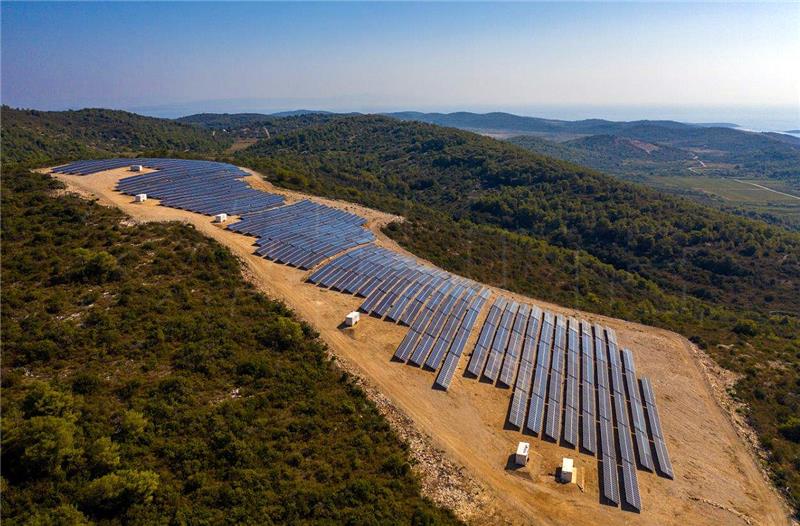 HEP puts into operation largest solar power plant in Croatia