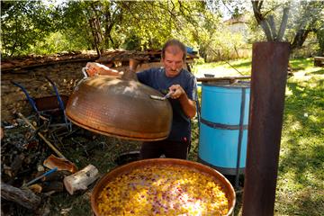 KOSOVO PHOTO SET HOME MADE BRANDY