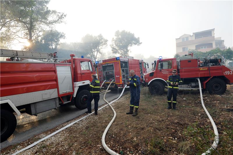 Svi požari na Čiovu pod kontrolom, uhićena jedna osoba