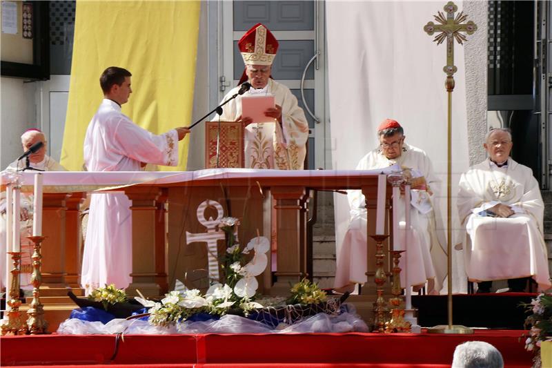 Bishop Palic takes over duty of Mostar Bishop, calls for unity