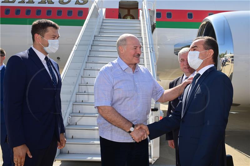 Belarusian President Lukashenko visits Russian President Putin in Sochi