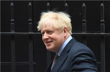 Johnson planira prekršiti dogovor o brexitu kako bi EU maknuo "revolver sa stola"