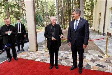 Premijer Plenković s državnim tajnikom Svete Stolice kardinalom Pietrom Parolinom