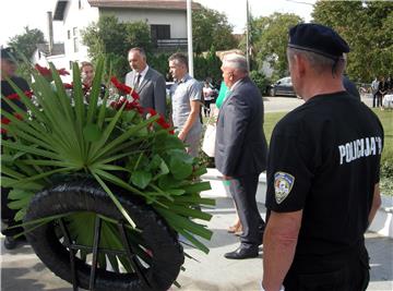 U Petrinji obilježeni Dani sjećanja na sve vojne i civilne žrtve grada