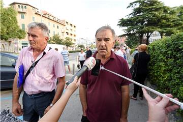 Konferencija za medije Vjerovnika, radnika hotela Marjan u Splitu