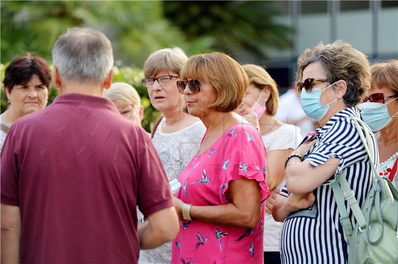 Konferencija za medije Vjerovnika, radnika hotela Marjan u Splitu