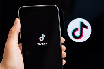 (FILE) CHINA USA TIKTOK WECHAT BAN