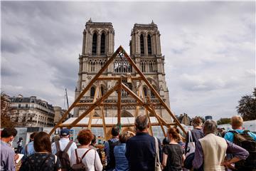 FRANCE NOTRE DAME