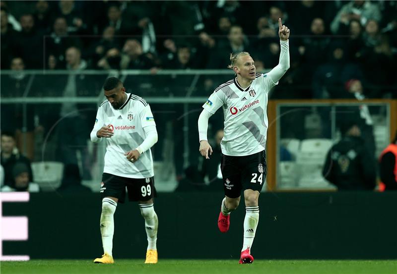 Turska: Vidi 90 minuta, Besiktasu bod