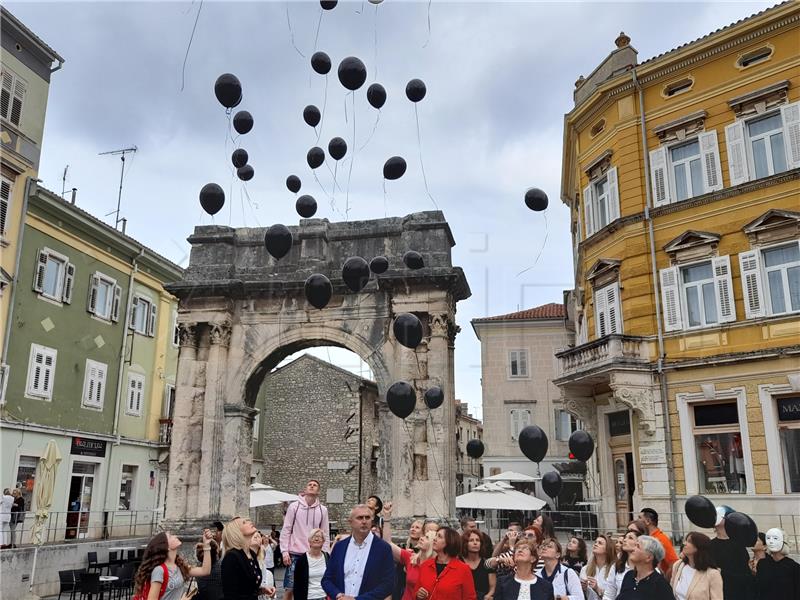 Pula: U Istri u proteklih 25 godina ubijene 23 žene