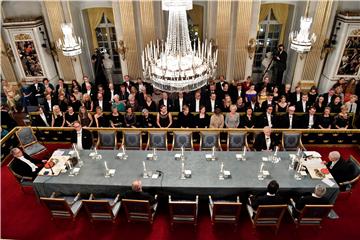 Nobelove nagrade: Organizatori odustali od tradicionalne ceremonije u Stockholmu