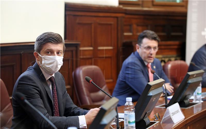 Marić sa gospodarstvenicima na temu petog vala porezne reforme