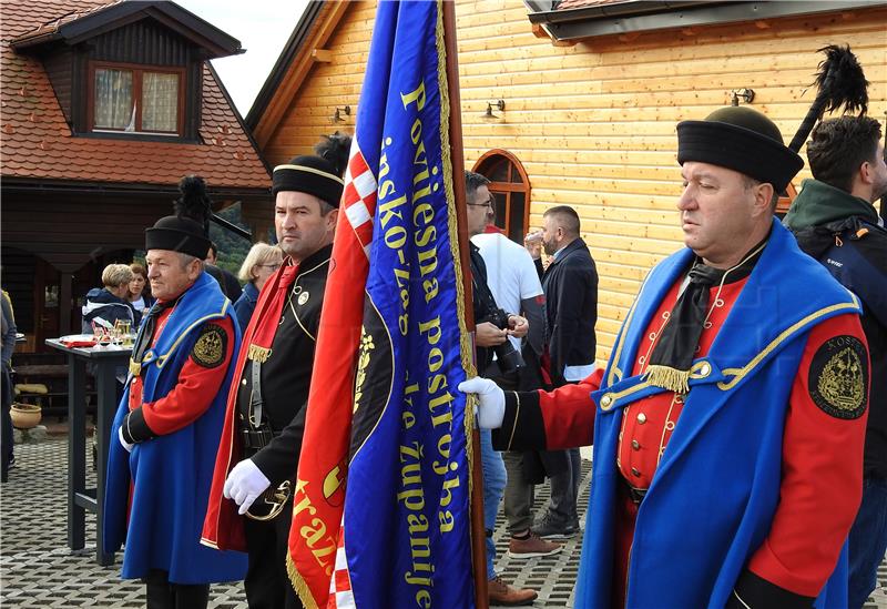 Pregrada: Milanović na manifestaciji „Branje grojzdja” 