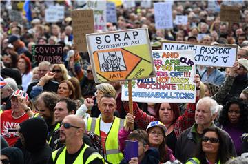 BRITAIN ANTI RESTRICTIONS PROTEST