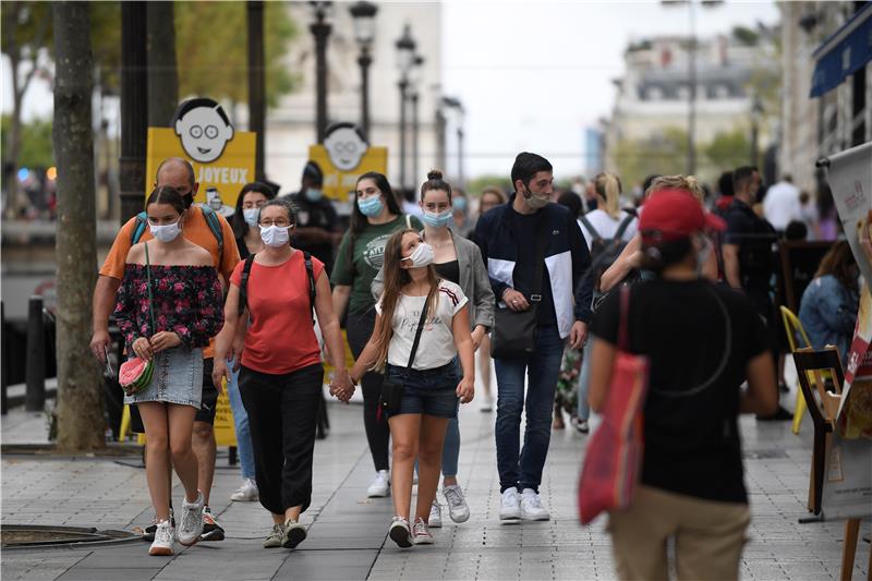 Koronavirus bi mogao preplaviti Francusku, upozoravaju liječnici