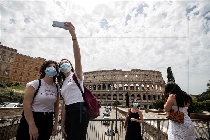 Italija se opire virusu, no za koliko dugo? 