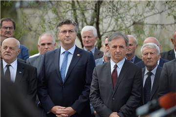 Premijer Plenković sudjelovao na komemoraciji u Varivodama