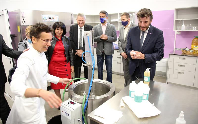 Zagreb Association of the Blind opens liquid soap production plant