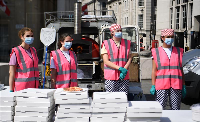 Zbog pandemije naglo porasla popularnost gotove smrznute pizze