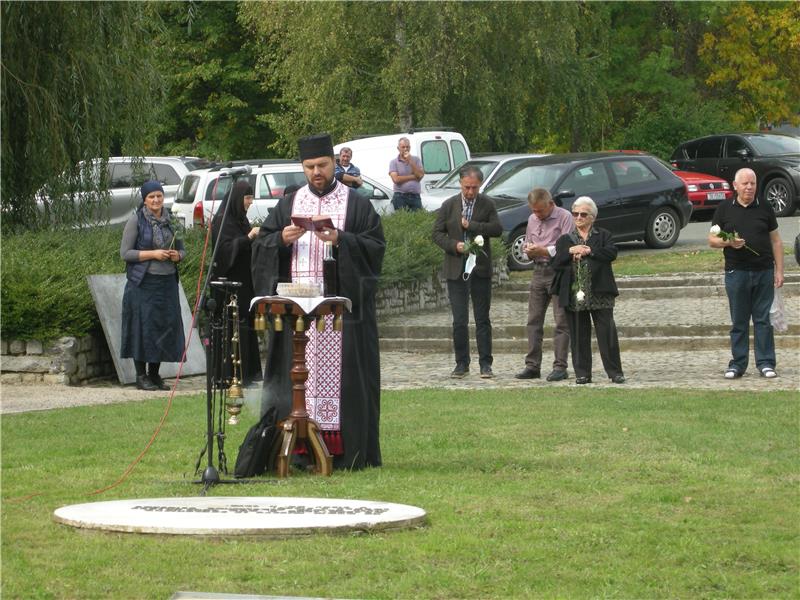 Sisak: Komemorativna svečanost za djecu umrlu u ustaškom logoru