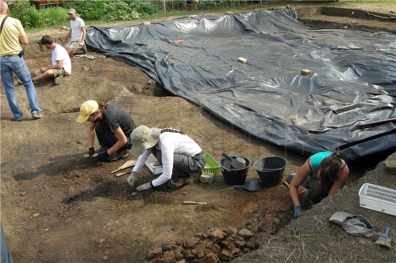 Znanstveni skup u Sisku: Arheolozi i konzervatori na zajedničkom zadatku